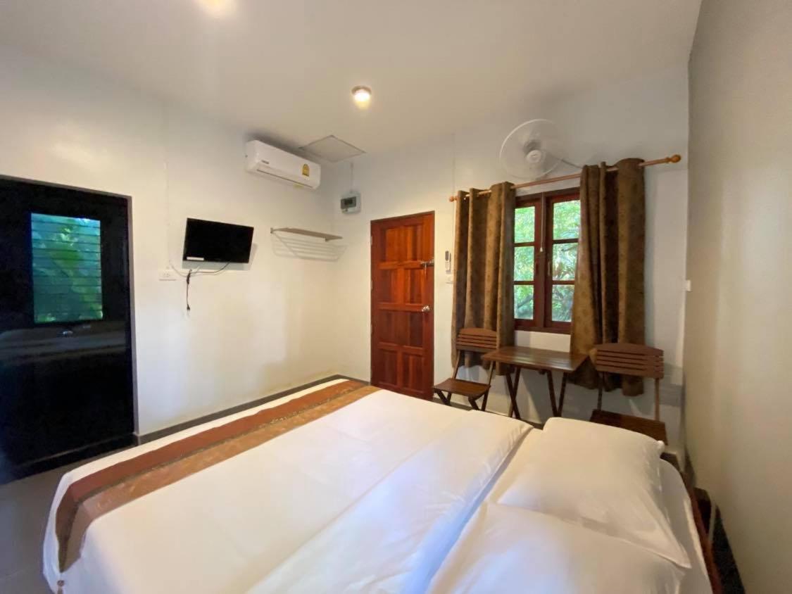 Coconut Bungalow Nai Yang Beach Exteriér fotografie
