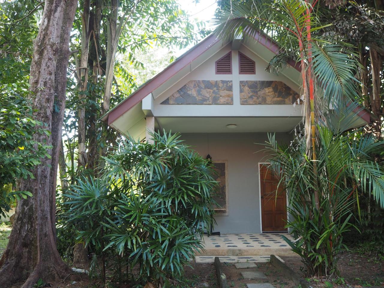 Coconut Bungalow Nai Yang Beach Exteriér fotografie